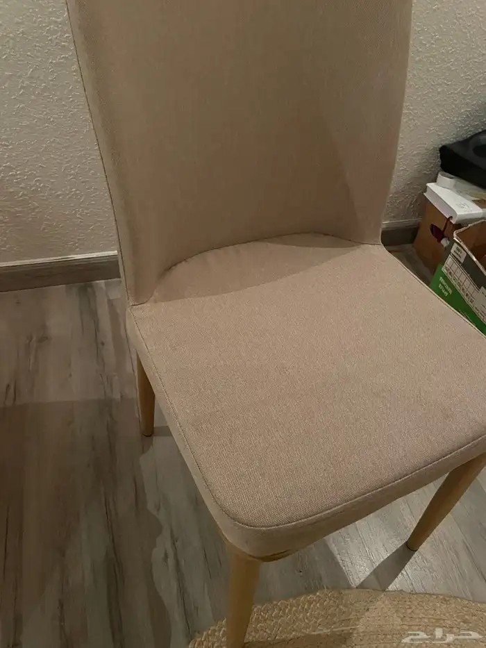 طاولة رخام و كرسي 1