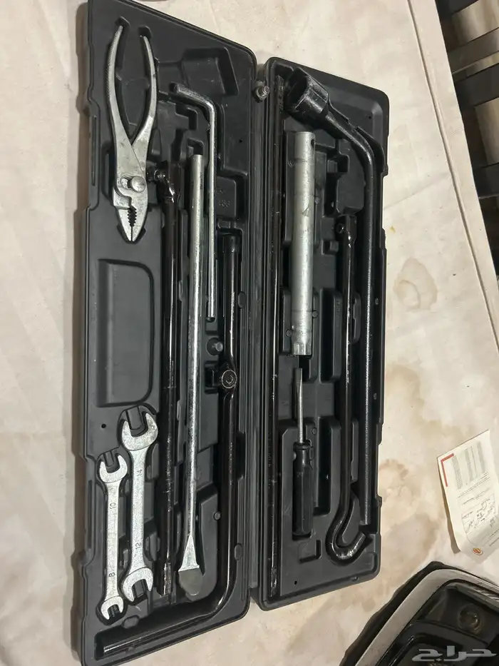 عدة للسياره 0