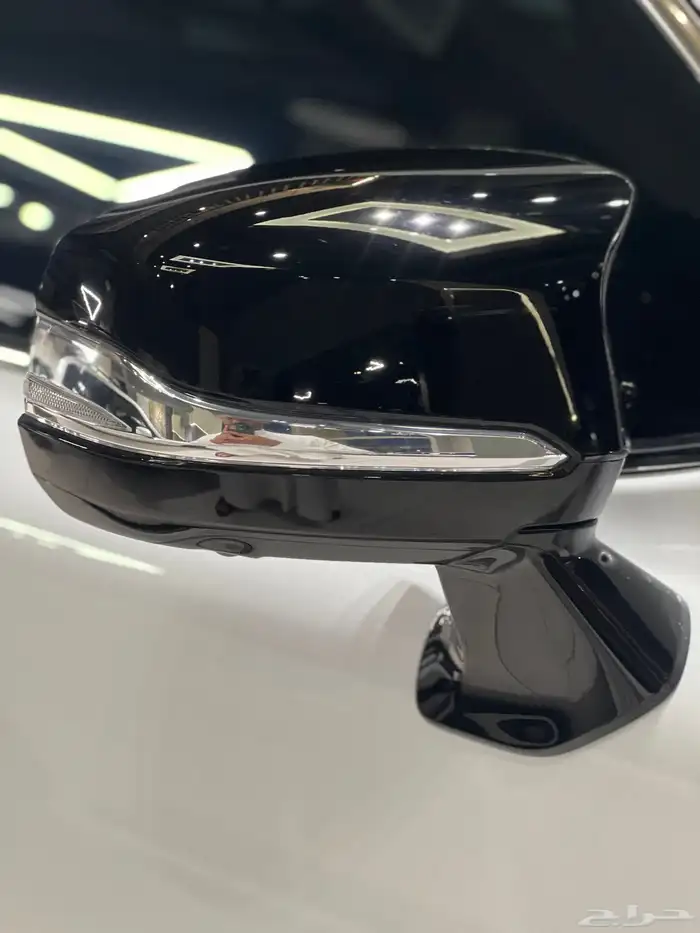 لكزس LX600 اف سبورت 12