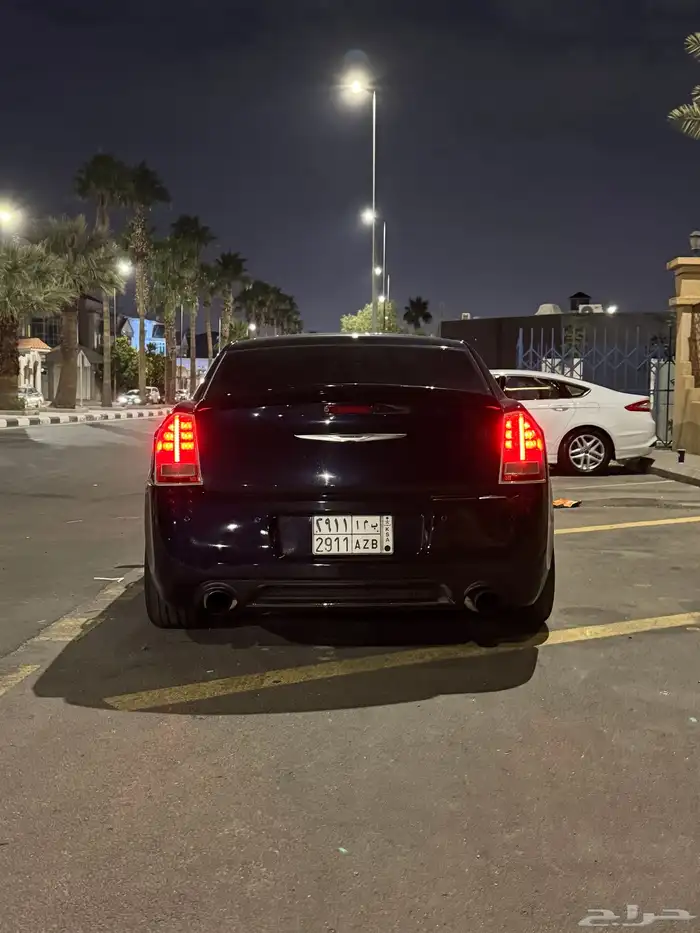 كرايسلر 5.7 محول srt 8