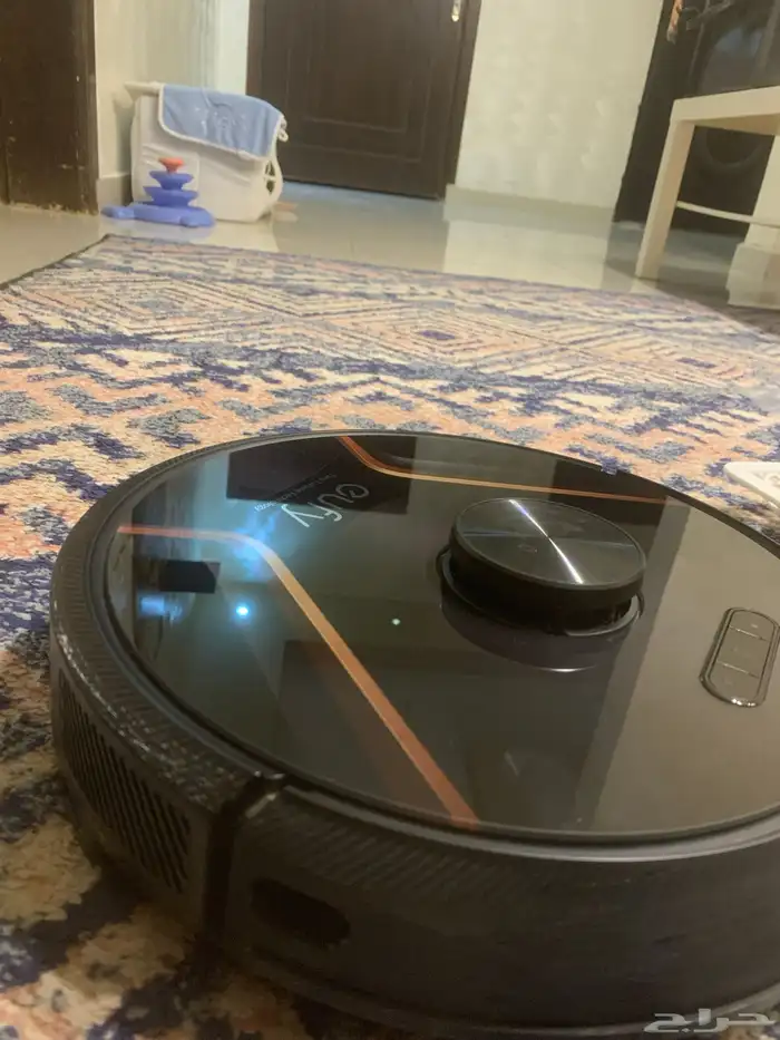 مكنسة كهربائية أتوماتيكية العمل 2