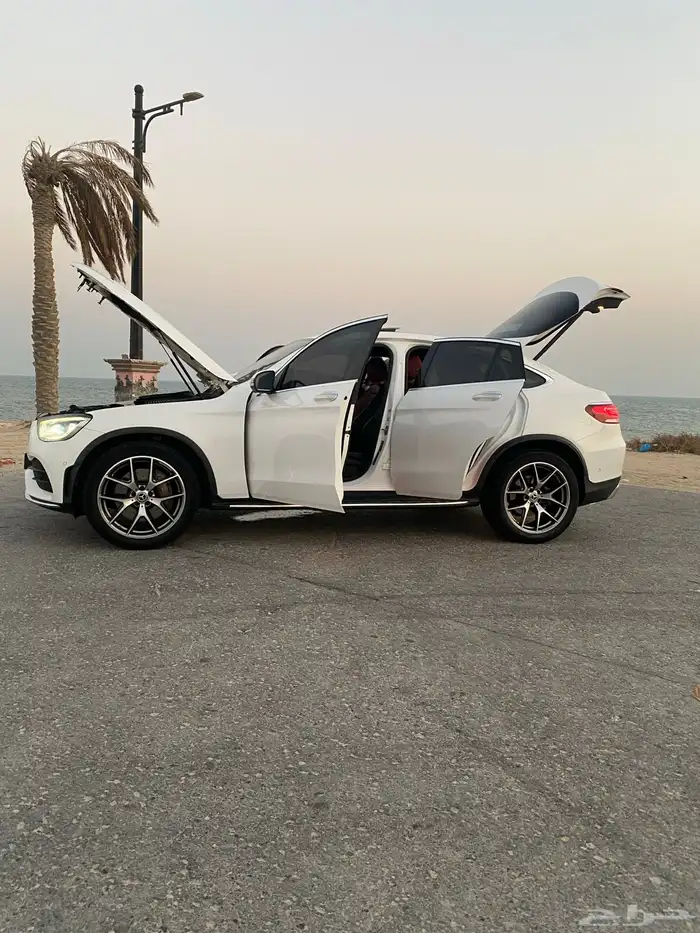 مرسيدس GLC300 موديل 2020 2