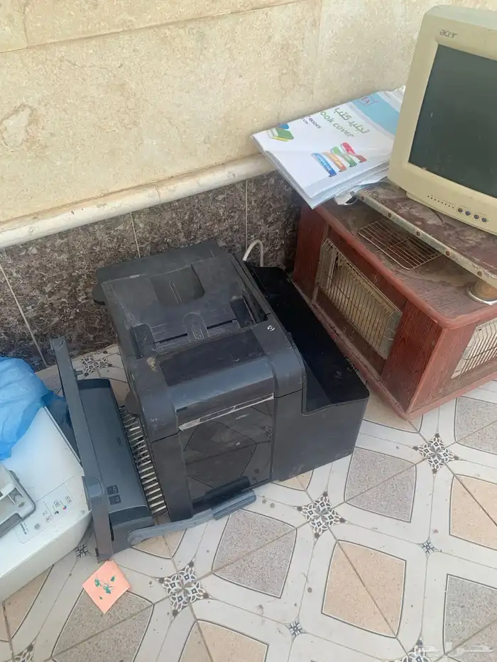 ادوات خدمات طالب وديكور زجاج 0