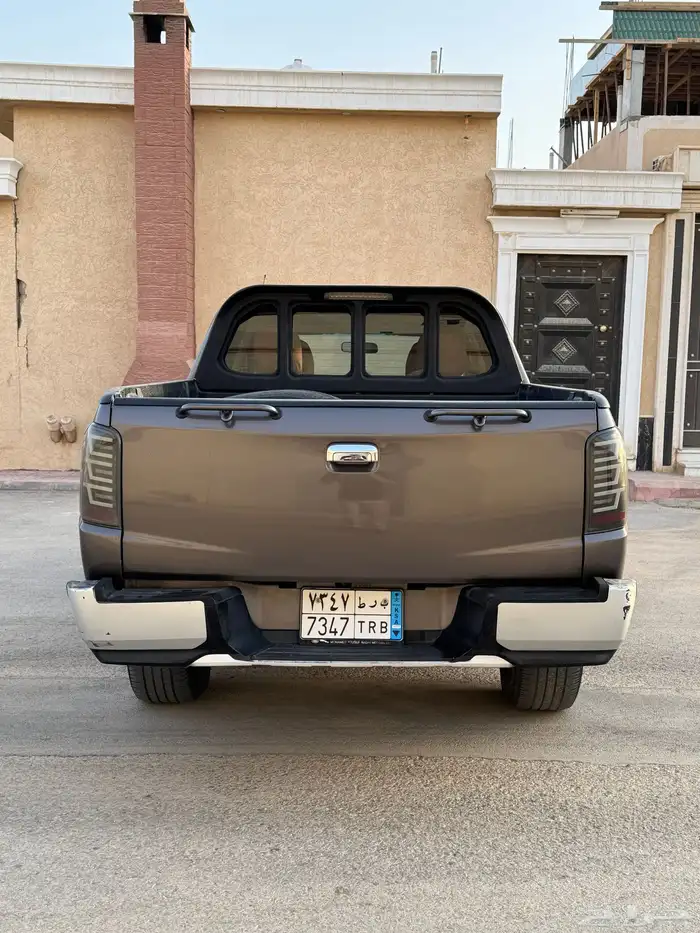 متسوبيشي L200 غمارتين دبل 2018ديزل نظيفه جدا 4