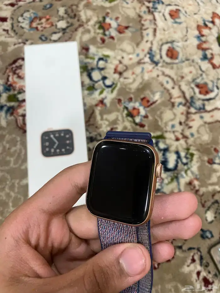 ساعة ابل مقاس 44 4