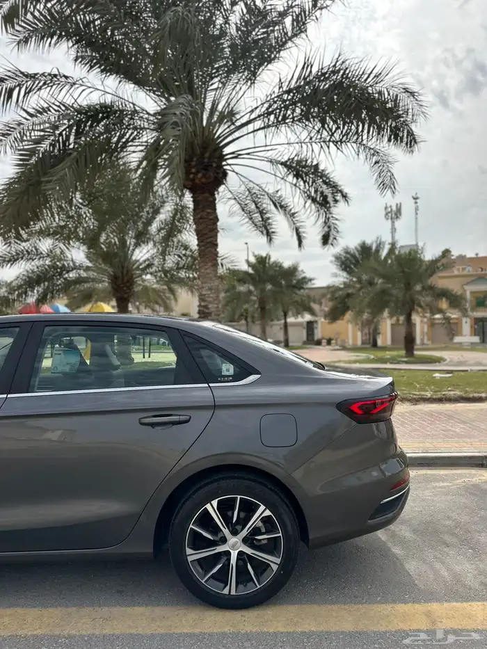 جيلي امجراند 7 2023 وارد الوعلان 38