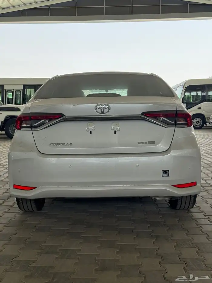 كورولا 2025 بريمي 2.0CC كاش واقساط 4