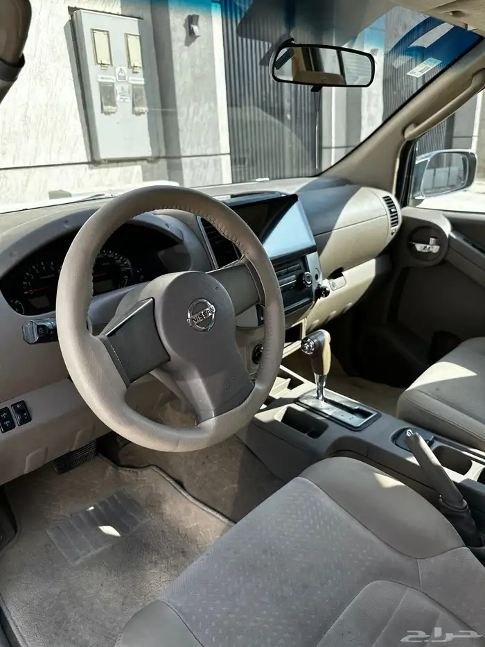 للبيع نيسان اكستيرا 2012 6