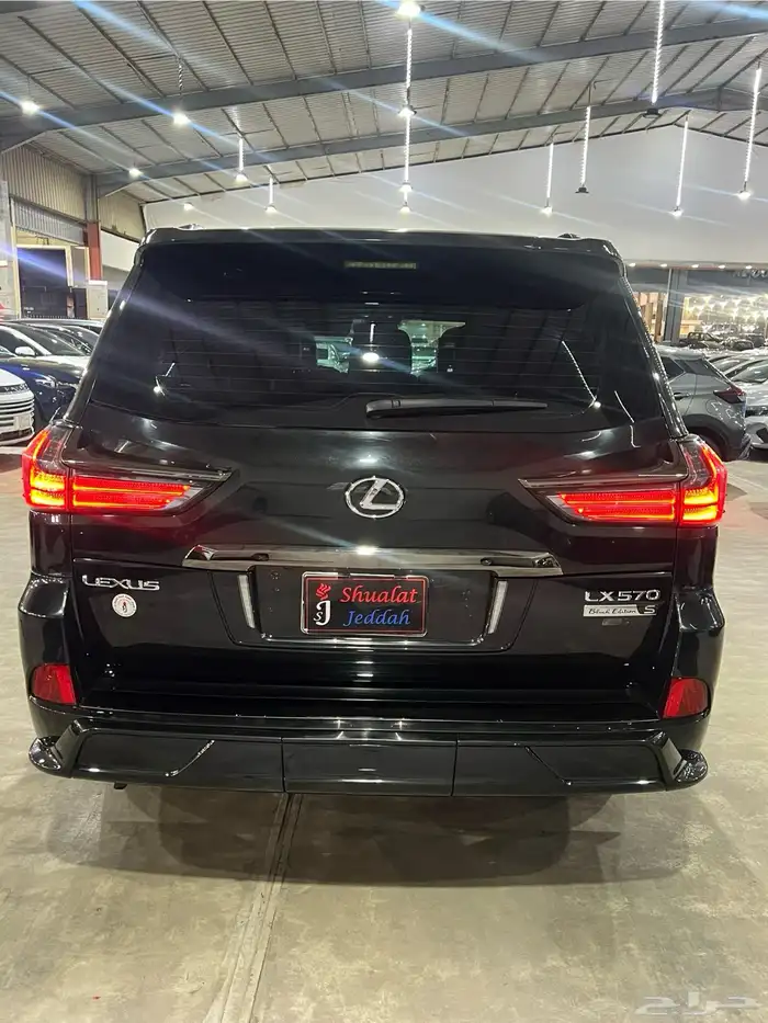 جيب لكزس LX570 2019 بلاك اديشن ( الوكيل عبداللطيف جميل ) 3