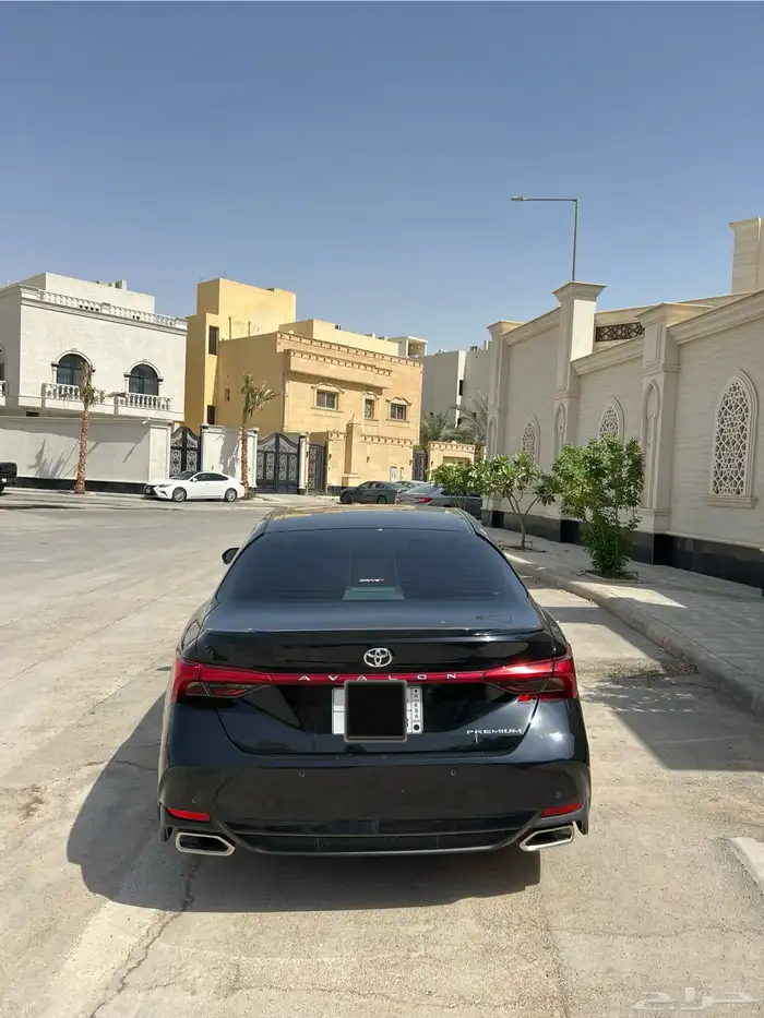 افالون بريميوم 2022 اسود 2