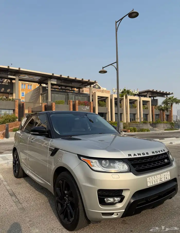 RANGE ROVER 6