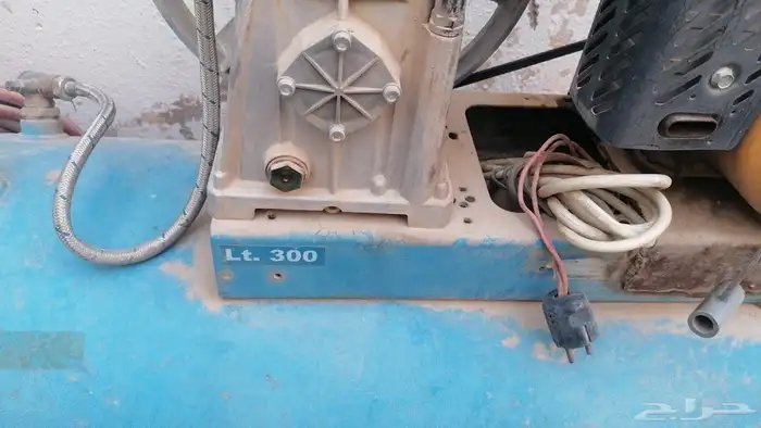 كمبروسر  ABAC هواء بانزين حجم كبير 300 او ماطور هواء ايطالي 4