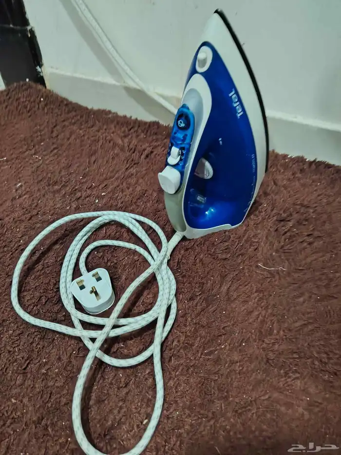 مكواه من Tefal مستخدمه تعمل ب شكل جيد جدا 1