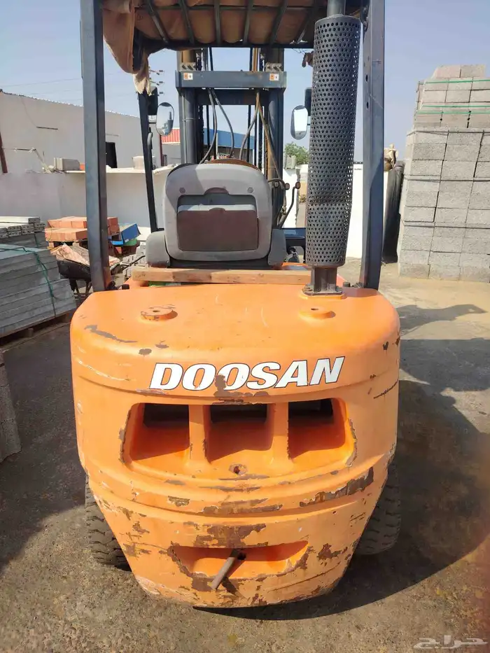 رافعه شوكيه نظيف جدا 2012 دوسان للبيع 1