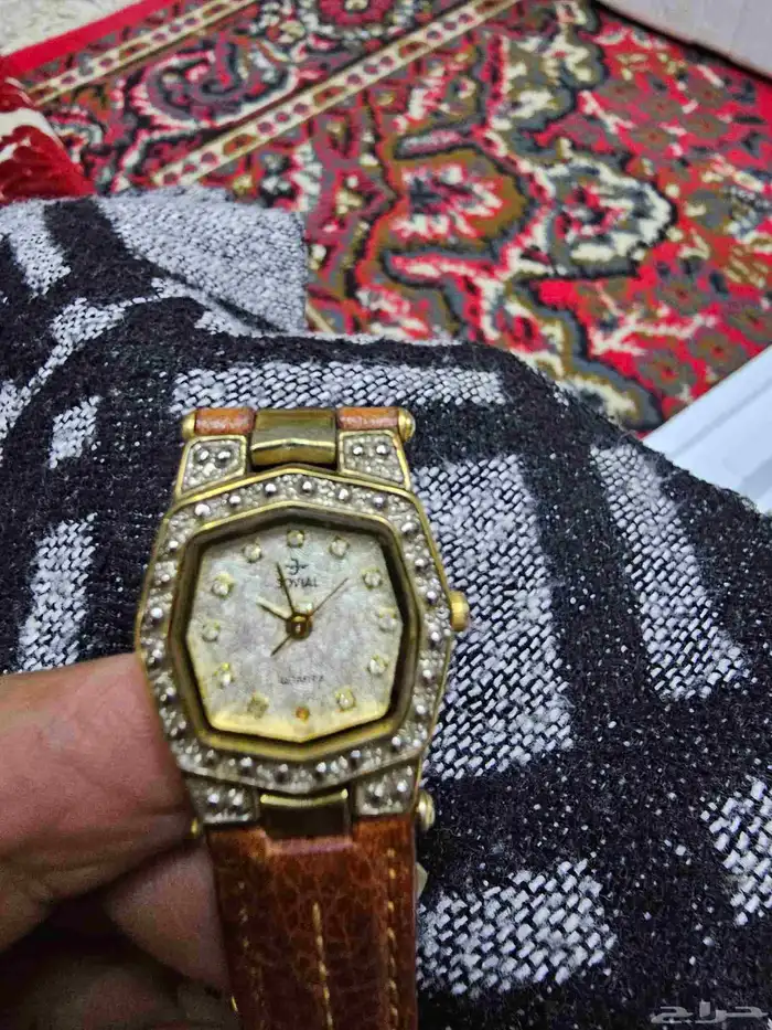 سكين أم شوكه وساعات نسائيه جديدة مخزنه . 1