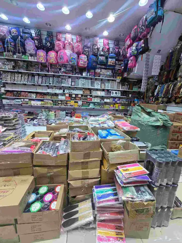 عطورت ومكياج واكسسورات وشنط وملابس 7