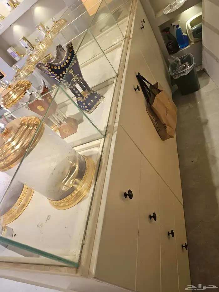 للبيع مستعجل المبلغ المطلوب 1200 ريال شريتها 1700 ريال 0