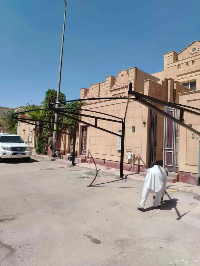 صيانه بواب تركيب شبابيك حداده الألمنيوم مظلات سواتر وجميع عم 0