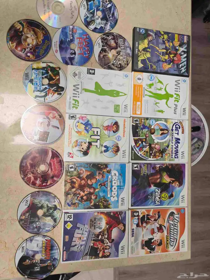 نينتدو ويي wii مع الفيت بورد ومجموعة ألعاب 6