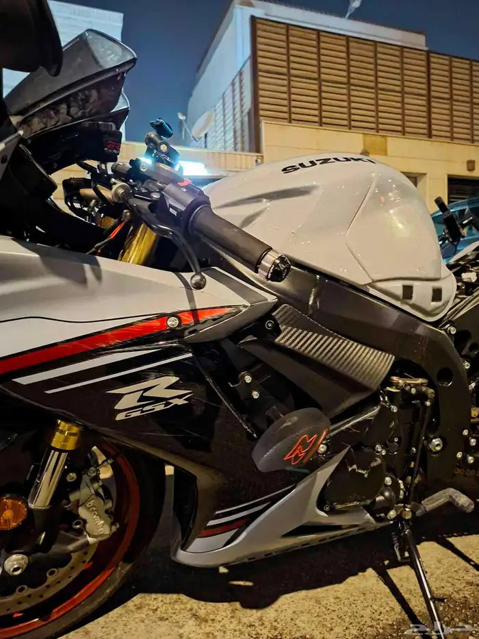 دباب ريس سوزوكي 750 7