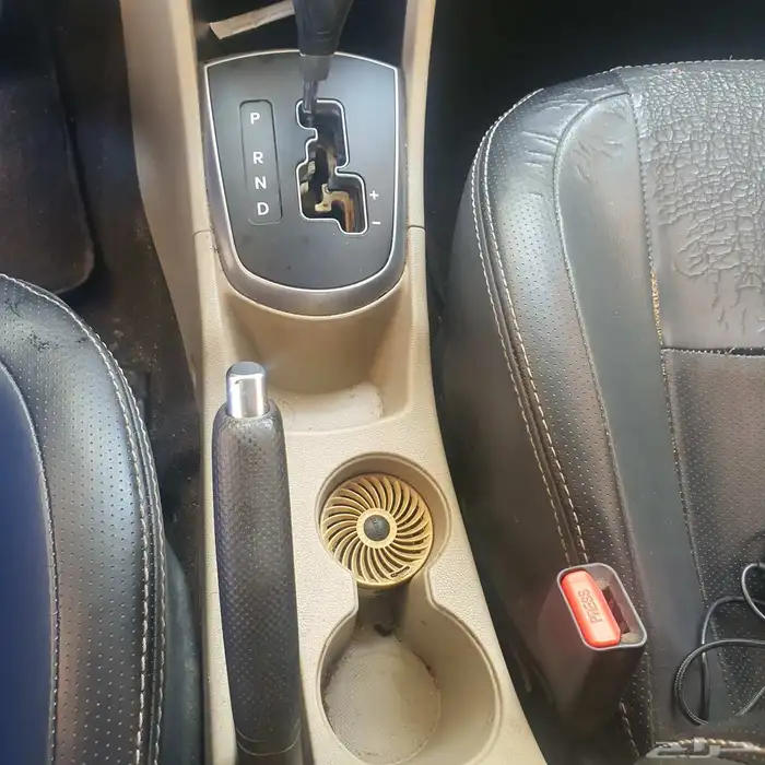 للبيع هيونداي أكسنت Hyundai Accent الموديل 2018 5