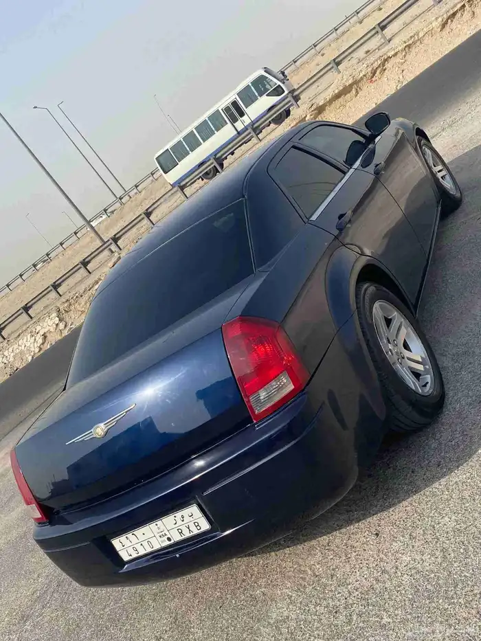 كرايزلر 2006 ممشي 355.000 قير مكينه شاص ارباج امور طيبه 5