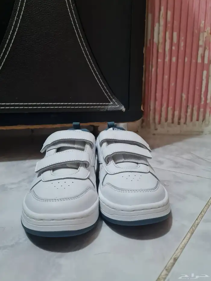 جزمة ريبوك جديده بدون كرتون 1