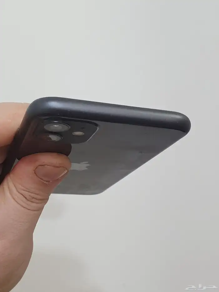 ايفون 11 بطاريه 100 ب 580 ريال فقط ومتاح تمارا 3