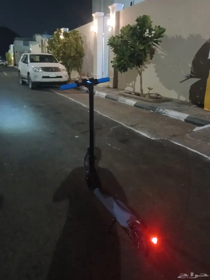 سكوتر وقوف 1