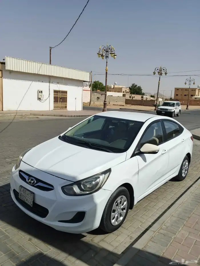 Hyundai accent 2014 model 2