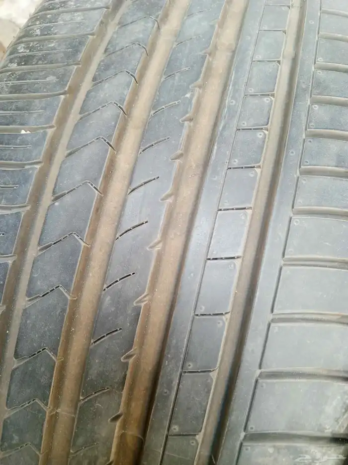 كفرات مستعمله شبه جديد صيني مقاس 275 50 21 2