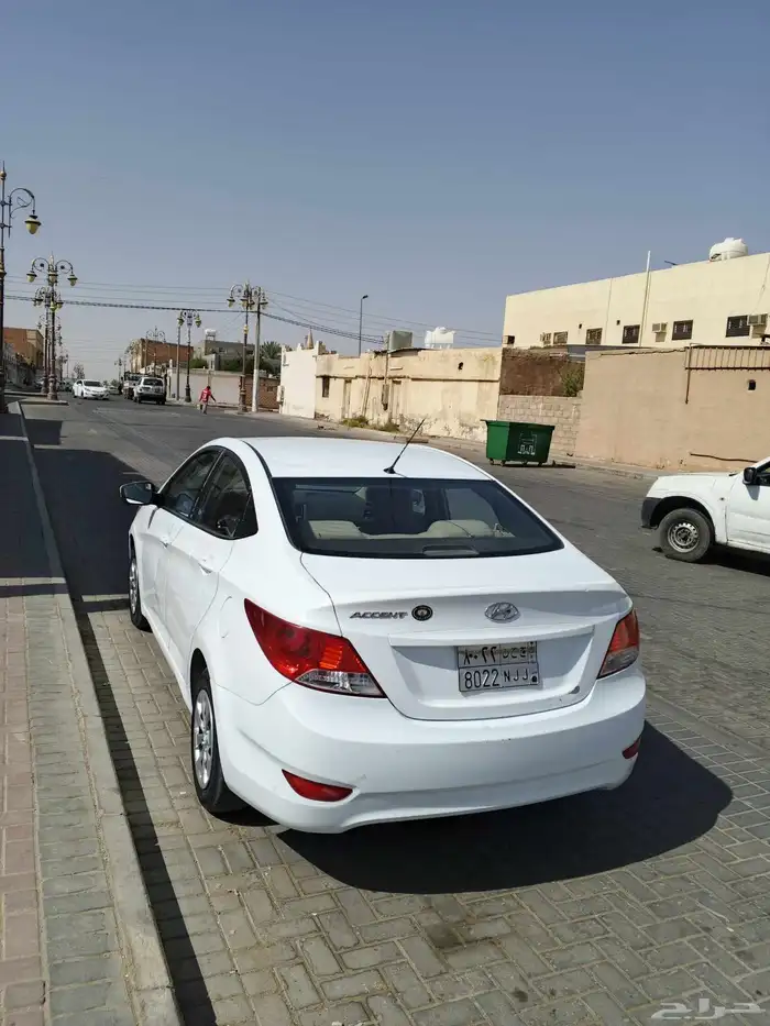 Hyundai accent 2014 model 3