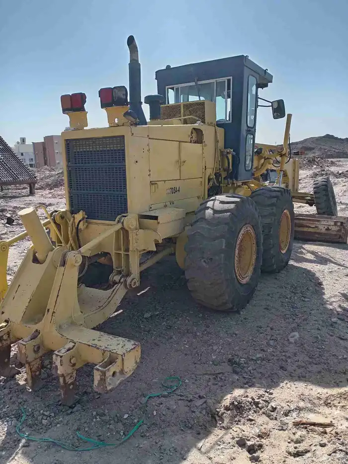 جليدر كوماتسو 2