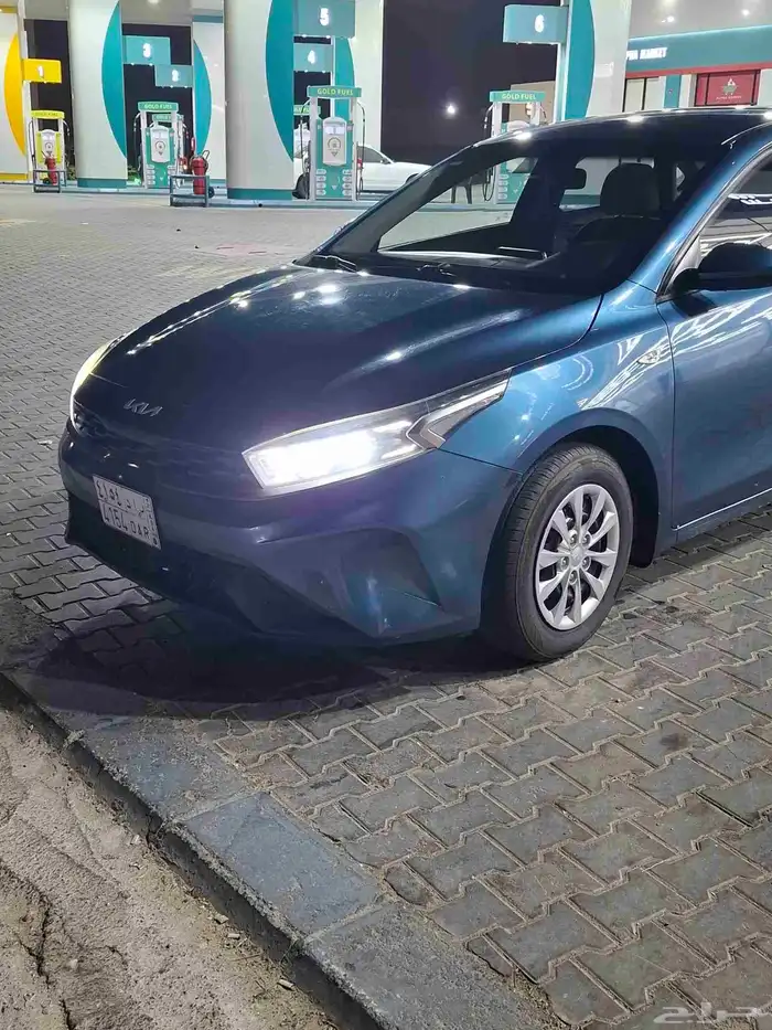 كيا سيراتو 2022 تحكم طاره مثبت سرعه مكيف خلفى زجاج كهربا 2