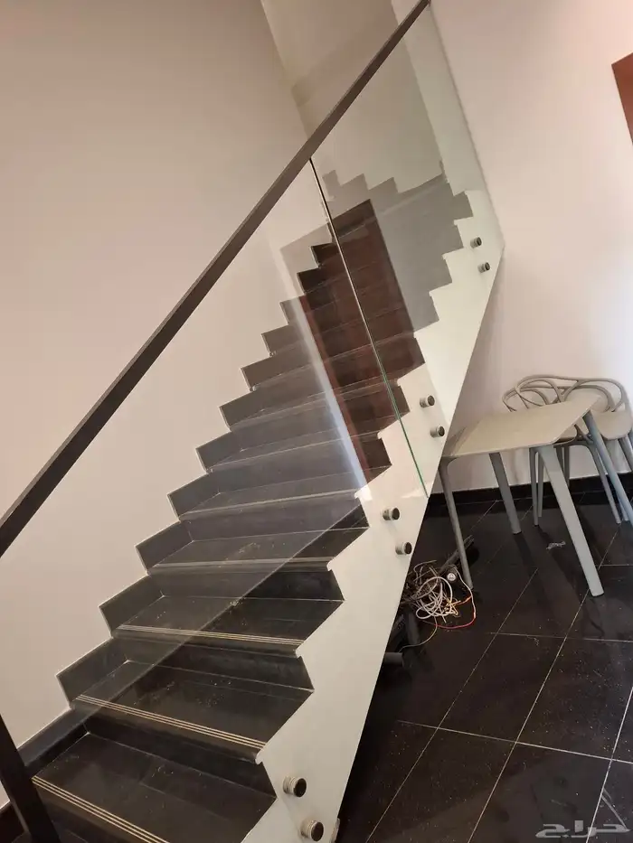 زجاج سكريت المنيوم 5