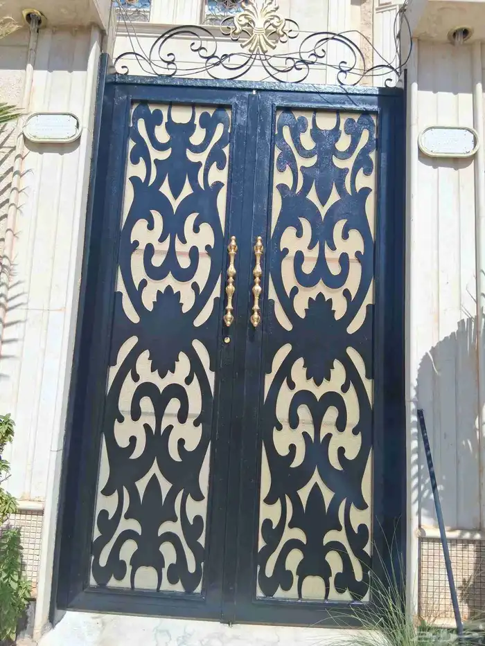شغل حداد مظلات سندويشات ابواب 5