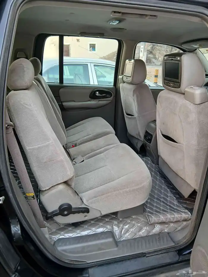 2006 Trailblazer neat and clean 4