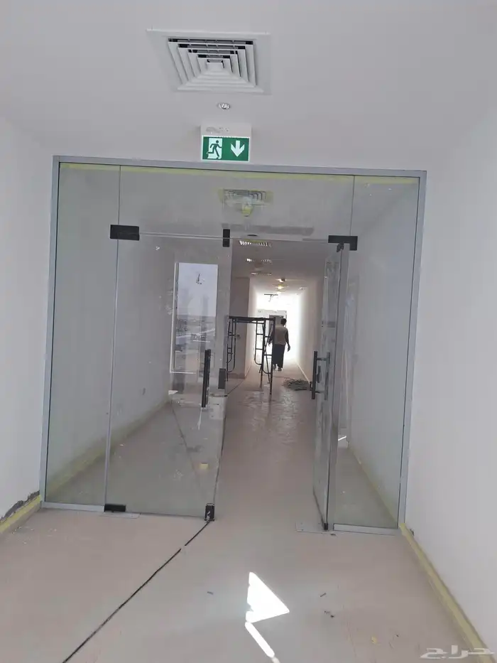 زجاج سكريت المنيوم 8