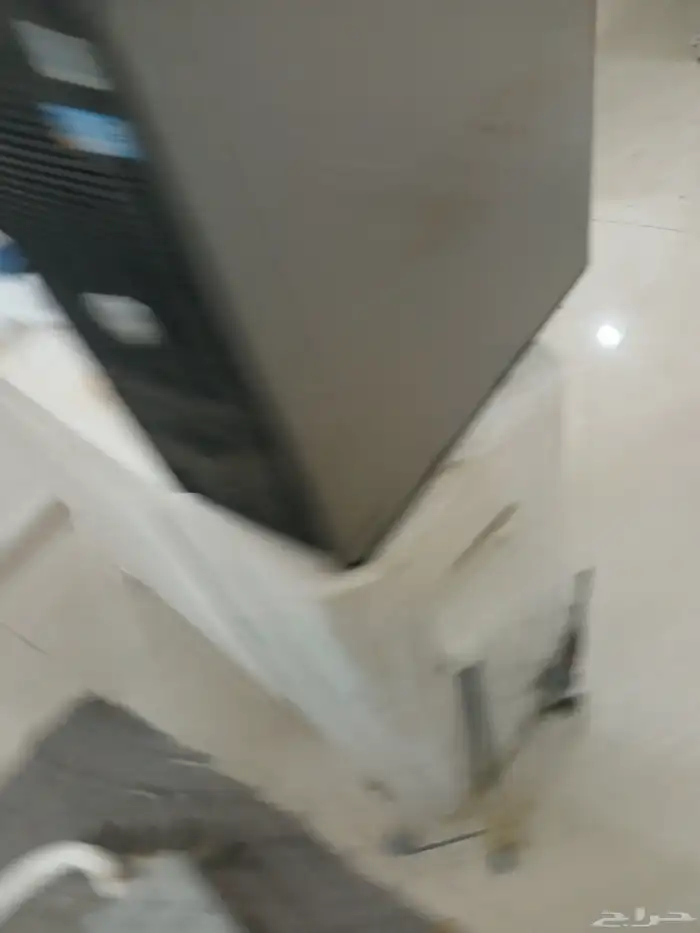 مكيف جنرال نضيفثلاث مكيفات وثلاجات 12