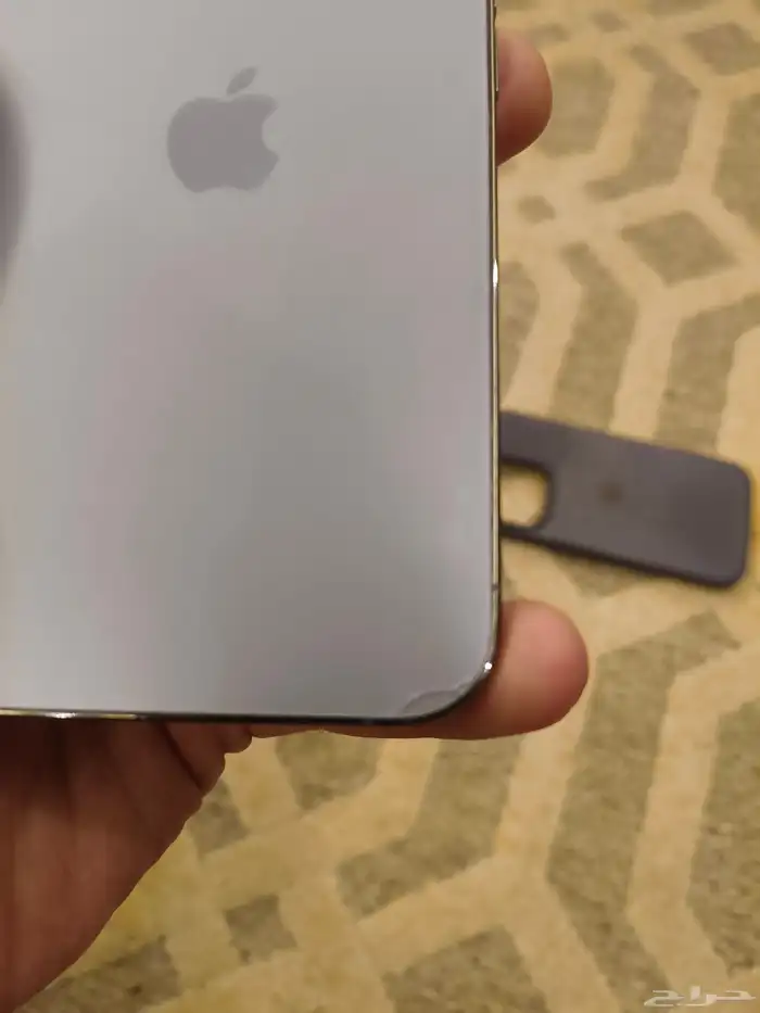 ايفون 13 برو 1