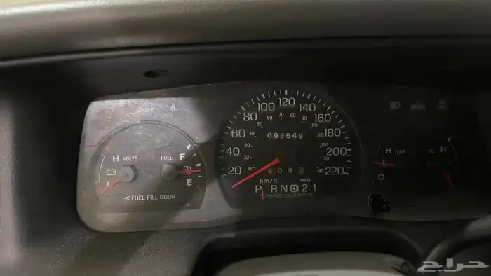 فورد كراون فكتوريا 2003 0