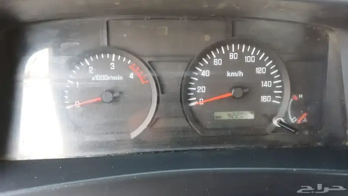 للبيع ديانه إيسوزو 2009 مع ونش تودانو 6