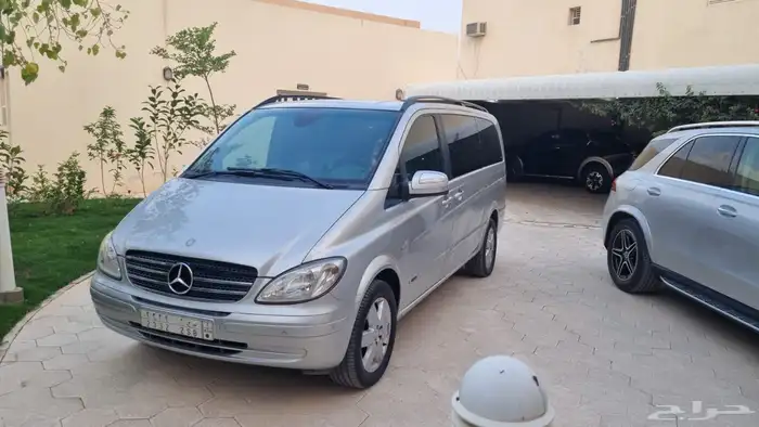 فان مرسيدس 2010 1