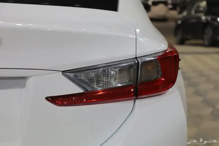 لكزس RC 350 سته سلندر F سبورت 2015 7
