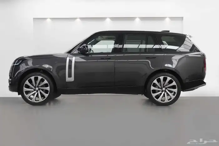 2025 Range Rover P530 Autobiography V8 جديد اصفار 3
