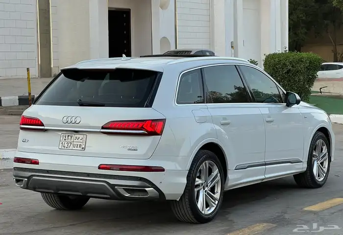 اودي Q7 2022 (بحالة ممتازة) 6