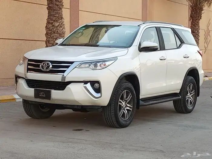 تويوتا فور شنر 2020 GX بنزين 4 سلندر دبل اوتوماتيك نظيف جدا 4