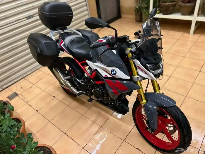 دباب BMW G310R 1