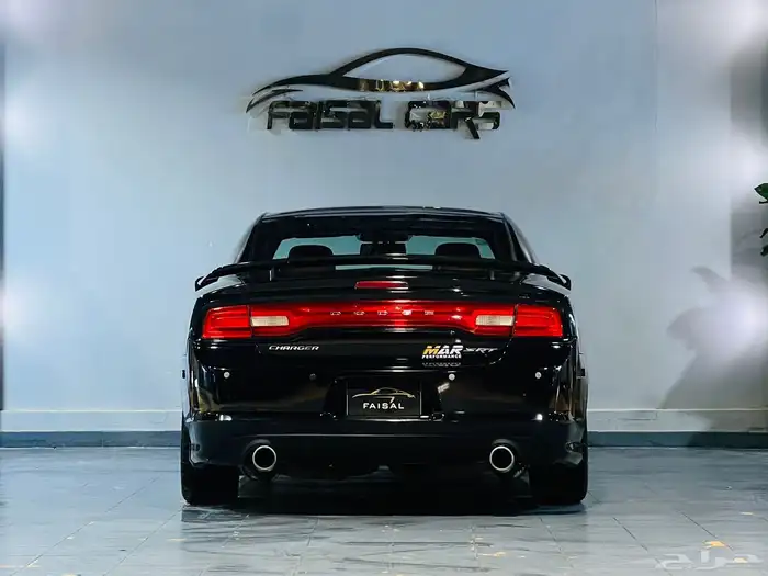 تشارجر 2014 RT v8 نظيف وبحاله ممتازه 2