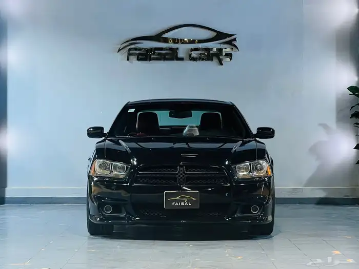 تشارجر 2014 RT v8 نظيف وبحاله ممتازه 5